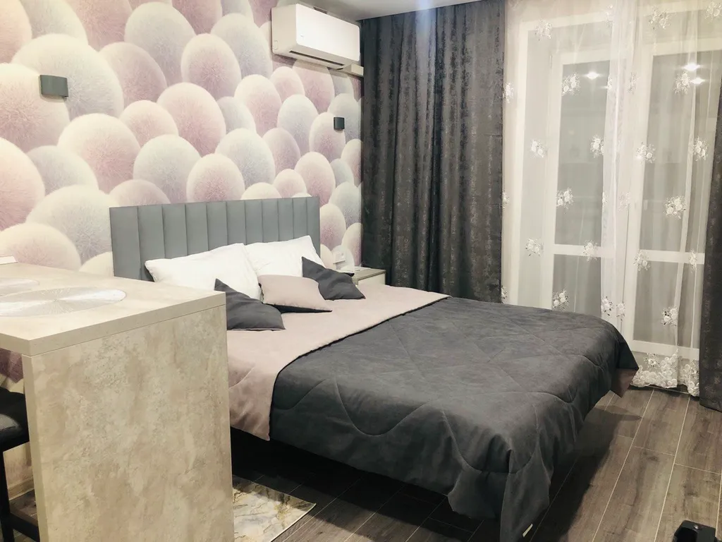 Квартира Студия с парящей кроватью — аренда посуточно в Смоленск