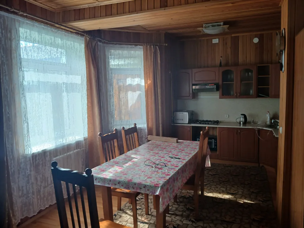 Коттедж на берегу реки Чусавая