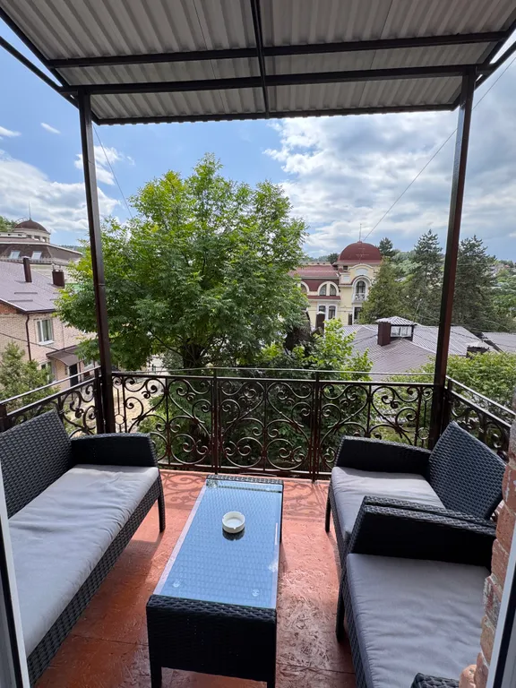 Квартира Отдых в минуте ходьбы от Нарзанной галереи! — аренда посуточно в Кисловодск