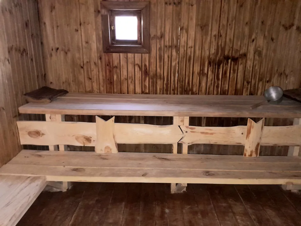 Дом на реке шале Венеция с чаном и вместительной банькой