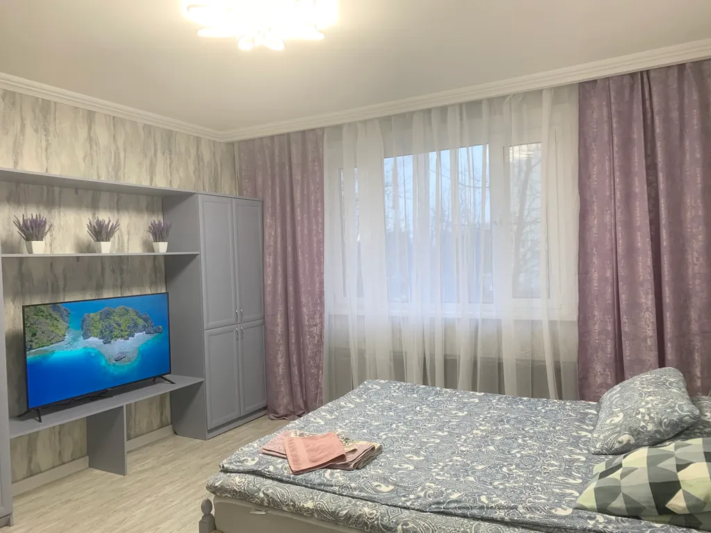 Чистая квартира с хорошим ремонтом — аренда посуточно в Зеленоград