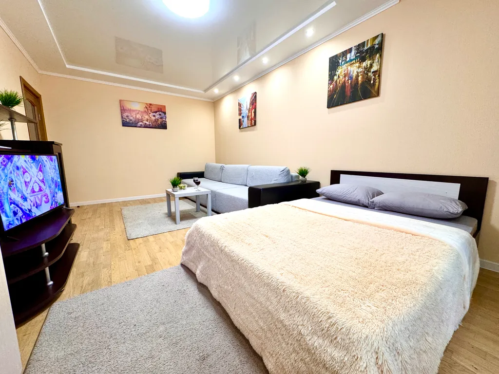 Уютная двушка в центре рядом с набережной реки Волга