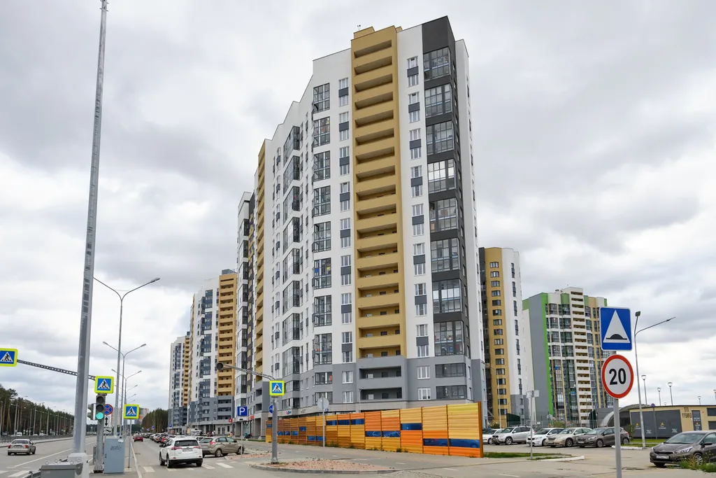 Квартира UdobnoVEKB квартира с видом с 11 этажа, рядом с остановками транспорта — Екатеринбург