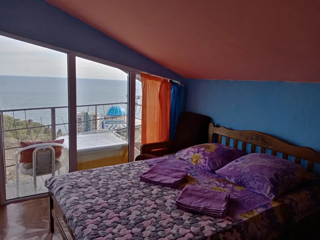 Студия с видом на море