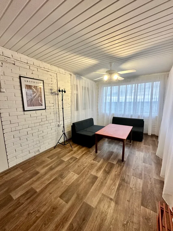 Дом с панорамным видом и кинотеатром