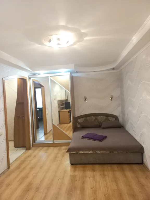 1-комнатная квартира в районе областной травматологии — аренда посуточно в Донецк