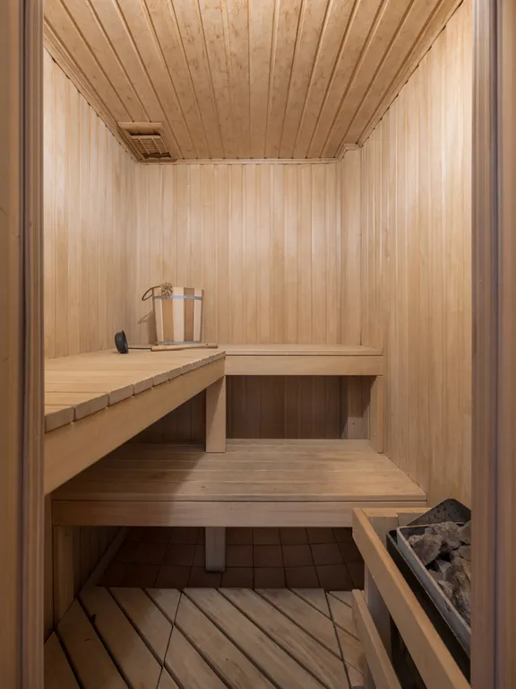 Просторная четверка в особняке на Старом Арбате