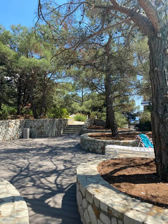 Апарт с видом на море и горы с подогреваемым бассейном и барбекю зоной