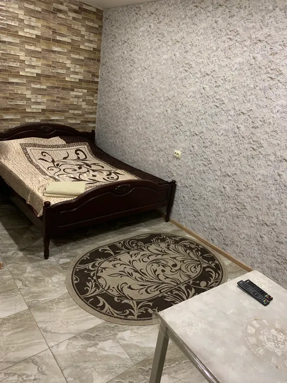 Уютная квартира-студия в исторической части города — аренда посуточно в Таганрог