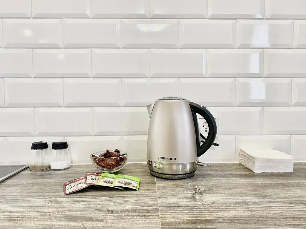 Яркая студия в апарт-отеле Кристалл!