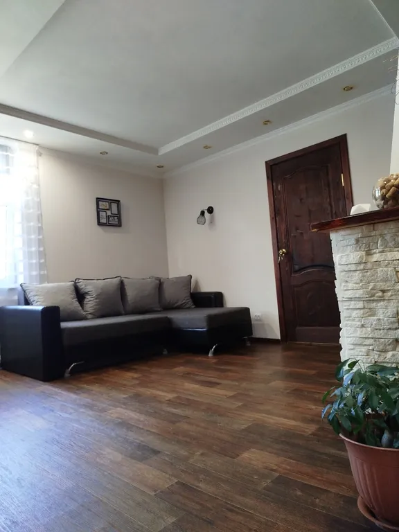 Квартира мансарда на вилле Адольфо - Густо