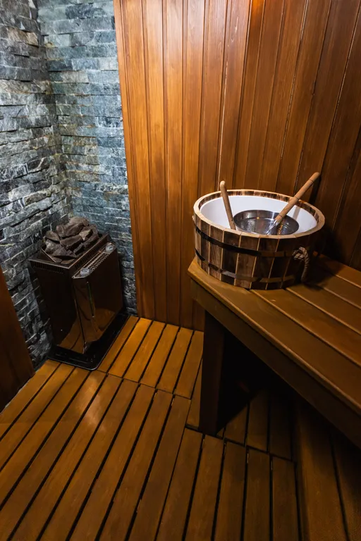 Просторный светлый дом с баней и фурако