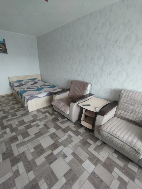 Уютная квартира эконом класса — аренда посуточно в Ишим