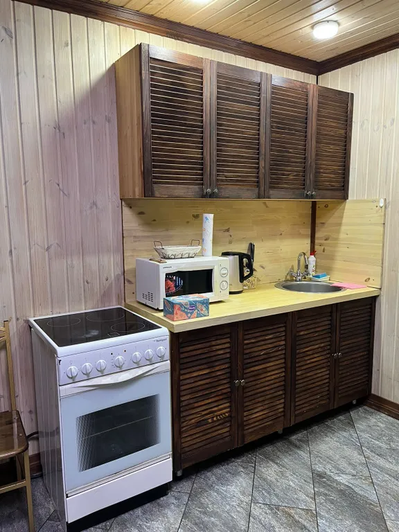 Коттедж с баней и чаном у озера