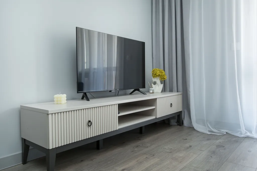 Status House