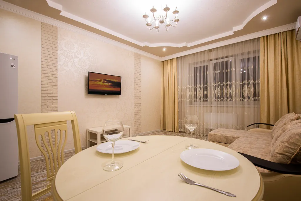 Апартамент премиум-сегмента с панорамной террасой, центр Краснодара