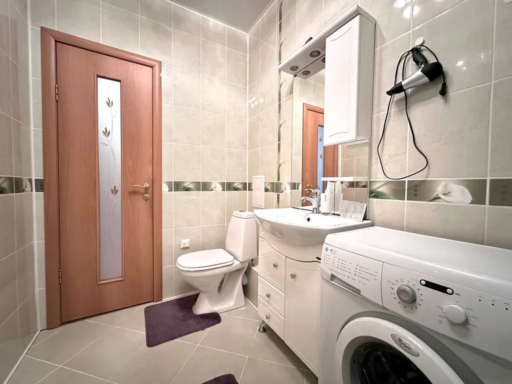 2-комнатная квартира на Молодежном рядом с Ледовой ареной