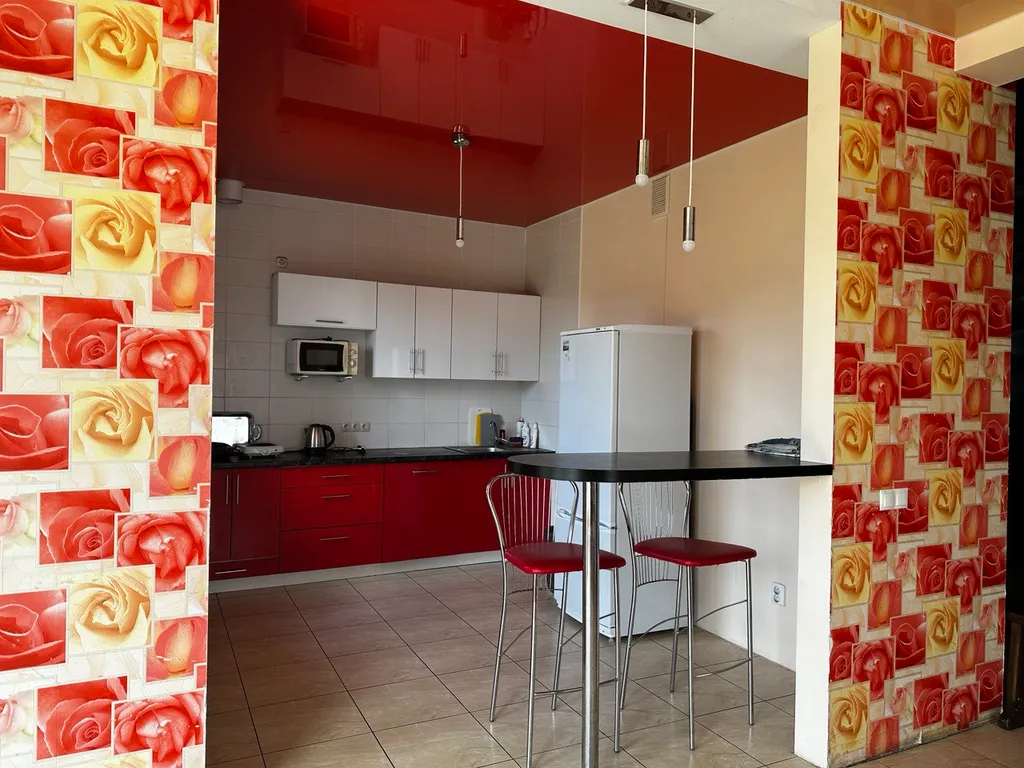 Коттедж 2 этажа в уединенном месте Бреста с парковкой во дворе