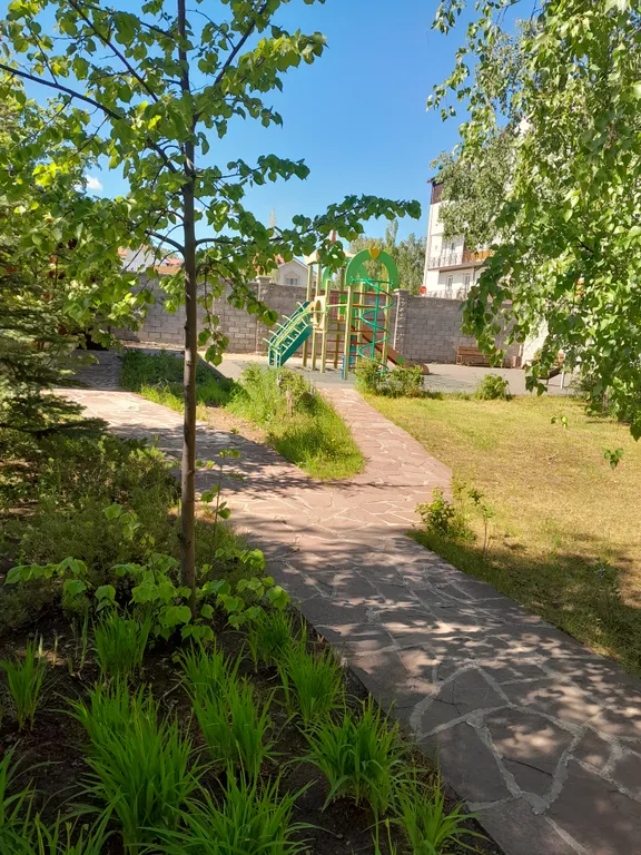 Уютная студия Монблан в центре зеленой поляны до Глц 4 мин