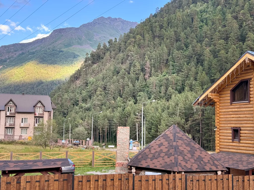 Дом с видом на Горы и Лес