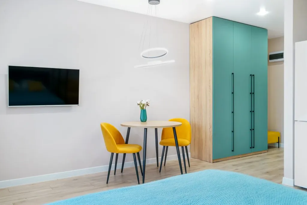 Good Night на Кандинского 7/2