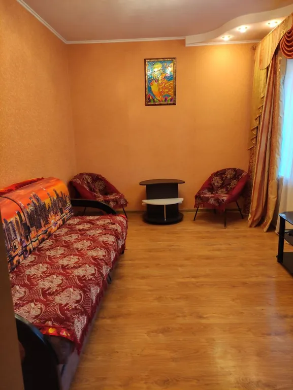 Коттедж Частный дом — аренда посуточно в Евпатория