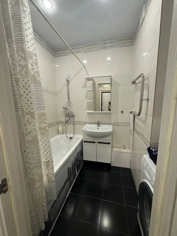 Уютная квартира рядом с загородным шоссе и городом еды