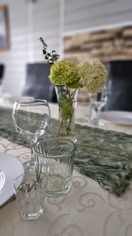 Дом с баней и парковкой