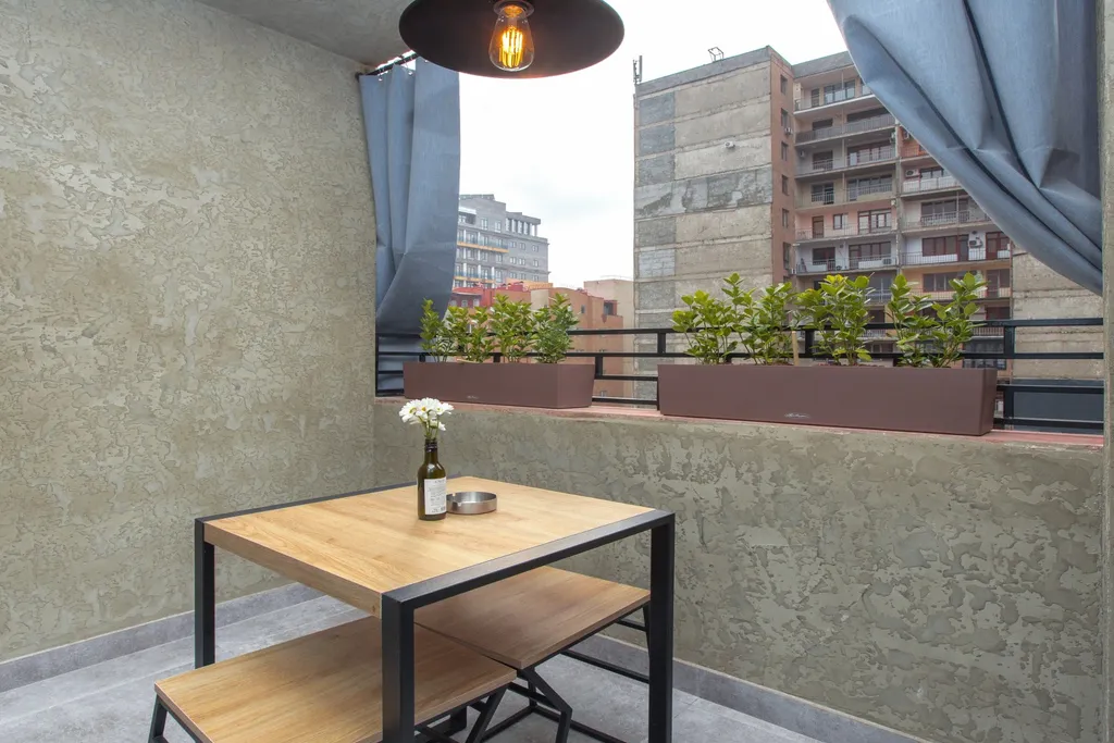 Квартира в стиле 50 оттенков серого в центре города