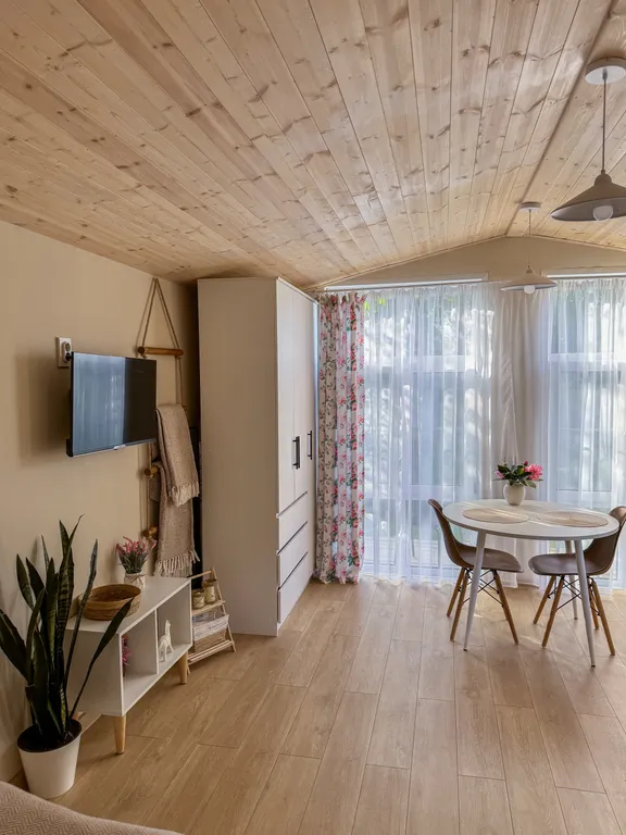 Зеленый угол