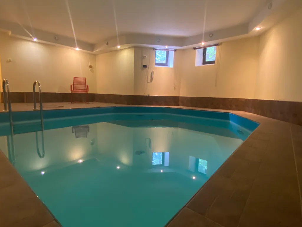 Коттедж Дом в черте города для семейного отдыха — Санкт-Петербург