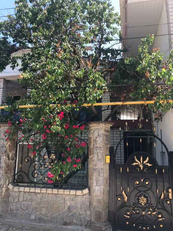 Квартира Квартира Большой номер на 3-4-5 человек со своим балконом — Судак