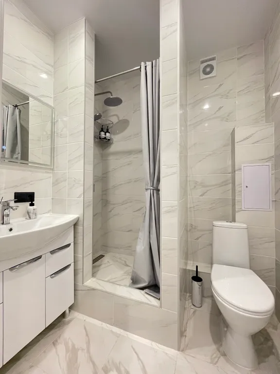 Квартира Евро-двухкомнатная квартира в паре минут от берега морской бухты — Севастополь