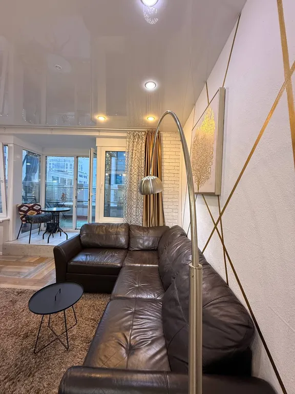 Престижный центр c просторной террасой