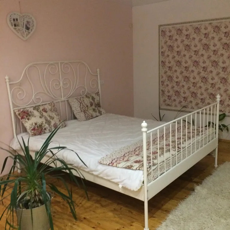 Коттедж в черте города