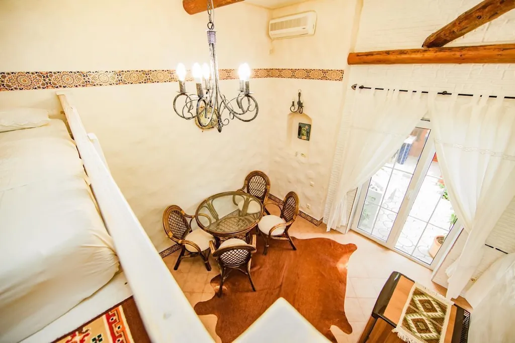 Апартамент на первом этаже для 3 гостей Средиземноморье  |