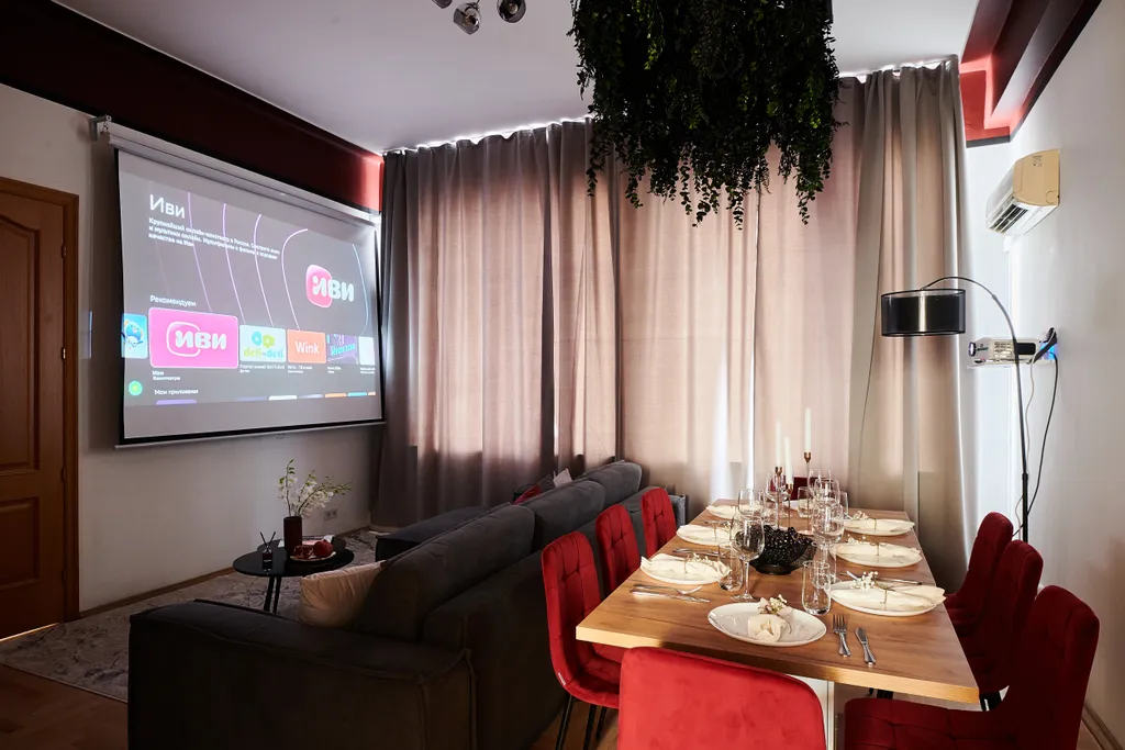 В Доме на Набережной рядом с Кремлем