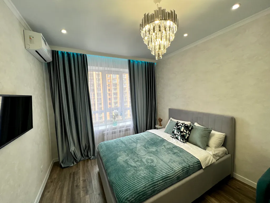 Элегантная квартира в ЖК Российский рядом со сквером и фонтаном