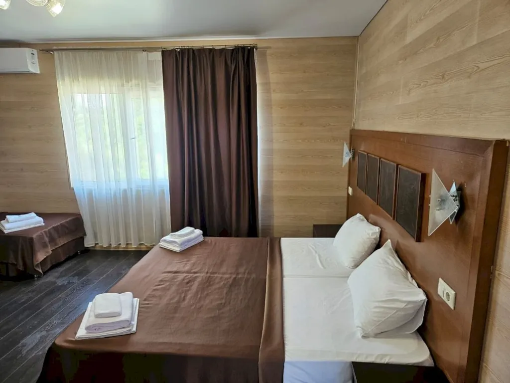 Квартира Комната — аренда посуточно в Амзара