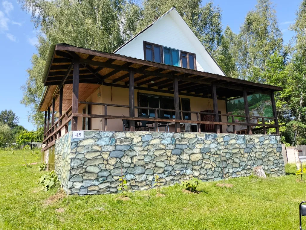 Дом на берегу Волги