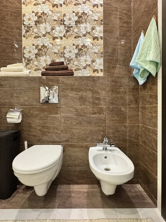 Квартира с камином у леса