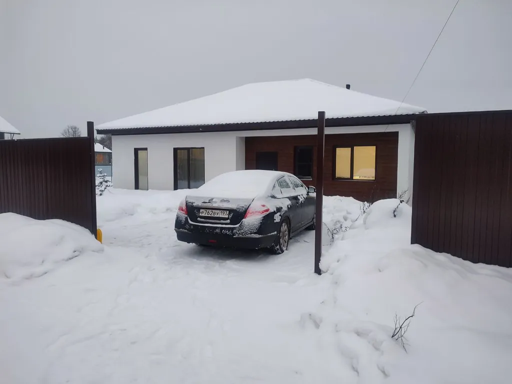 Коттедж Просторный дом — Лобня