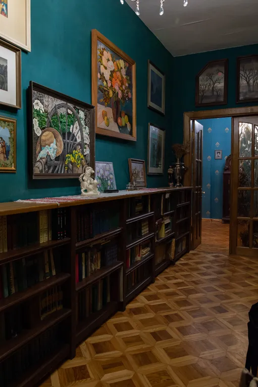 Атмосферная квартира в легендарном доме центра Минска