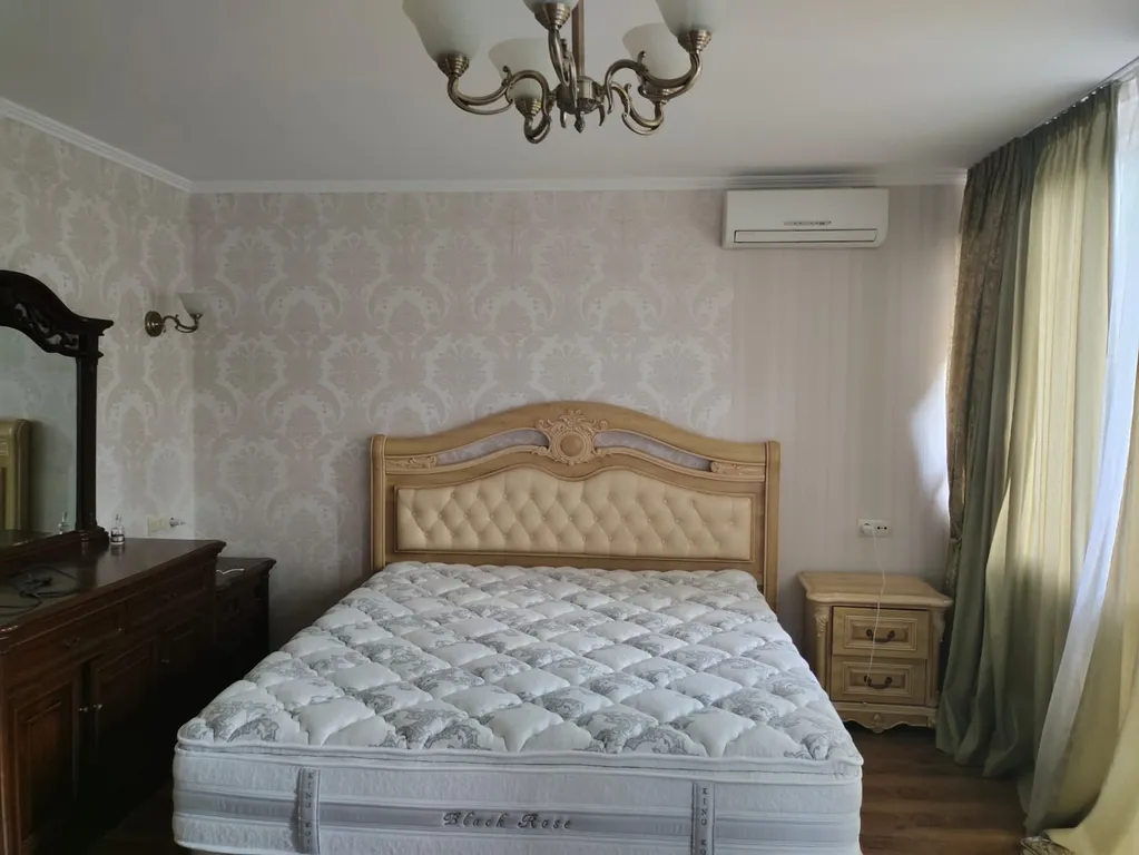 Коттедж 4-комнатный Дом — Ялта