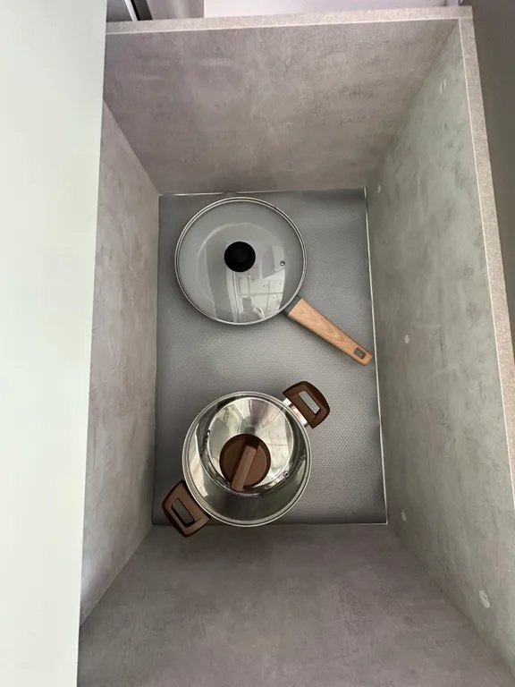 Новые апартаменты, класса комфорт, в центре, с видом на море