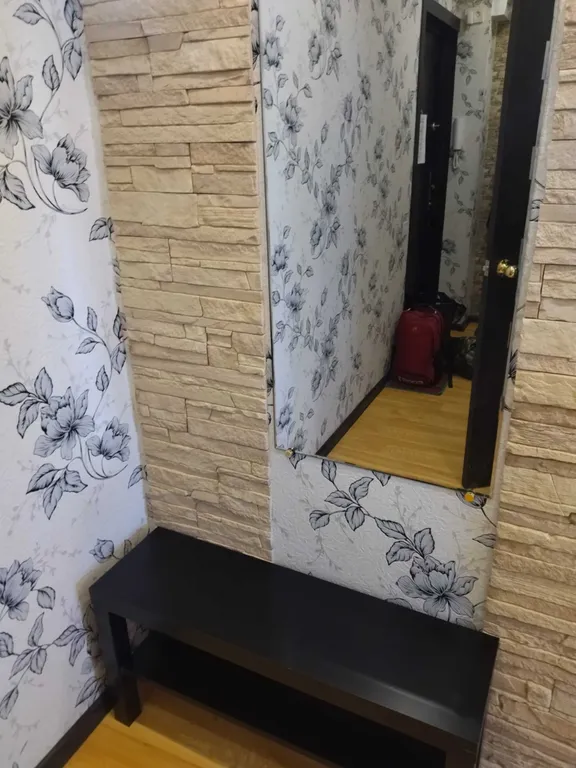 2-х комнатная квартира с хорошим ремонтом у трк окей