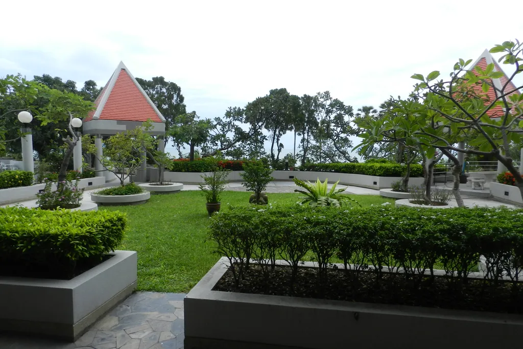 Апартаменты с 1 спальней и гостиной фронтальный вид на море