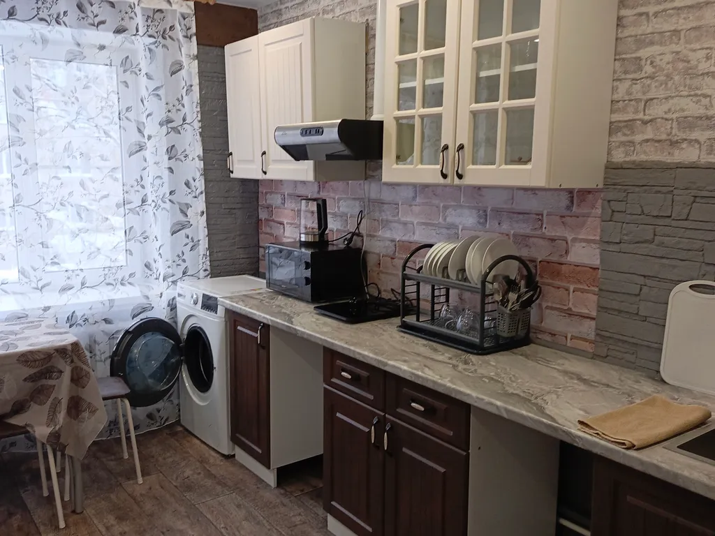 Уютная квартира в красивом городе — аренда посуточно в Северцево