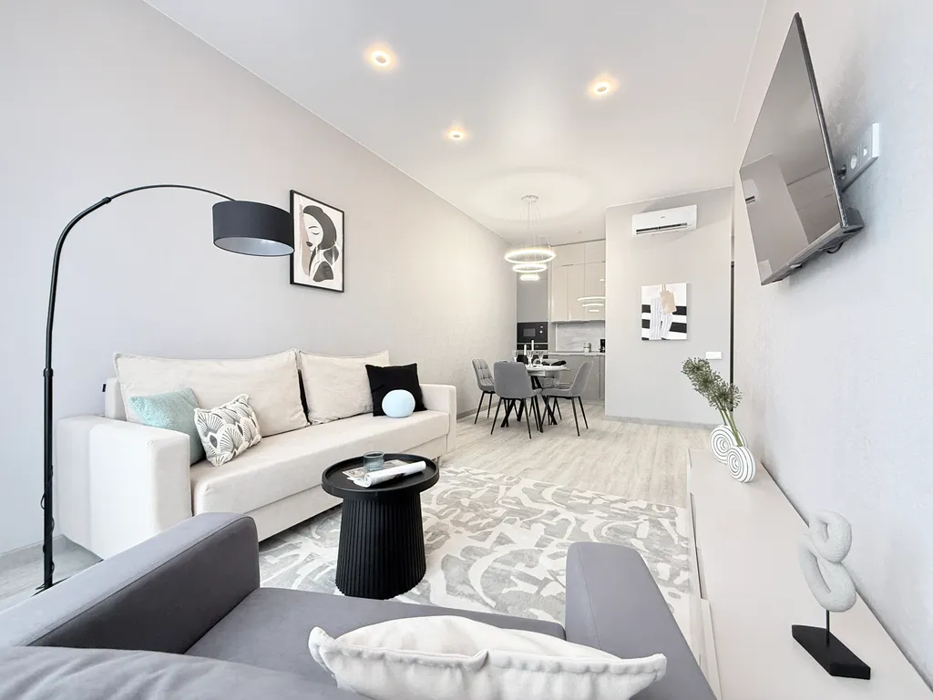 Квартира для семьи в жк с колоннадой и фонтанами