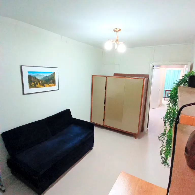 Трехкомнатная квартира 63м в Орбите